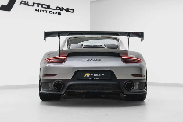 2018 PORSCHE 911 GT2 RS WEISSACH I GCC WITH DEALER WARRANTY