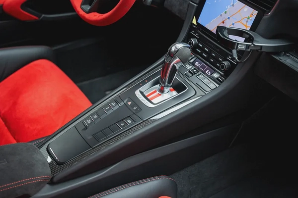 2018 PORSCHE 911 GT2 RS WEISSACH I GCC WITH DEALER WARRANTY