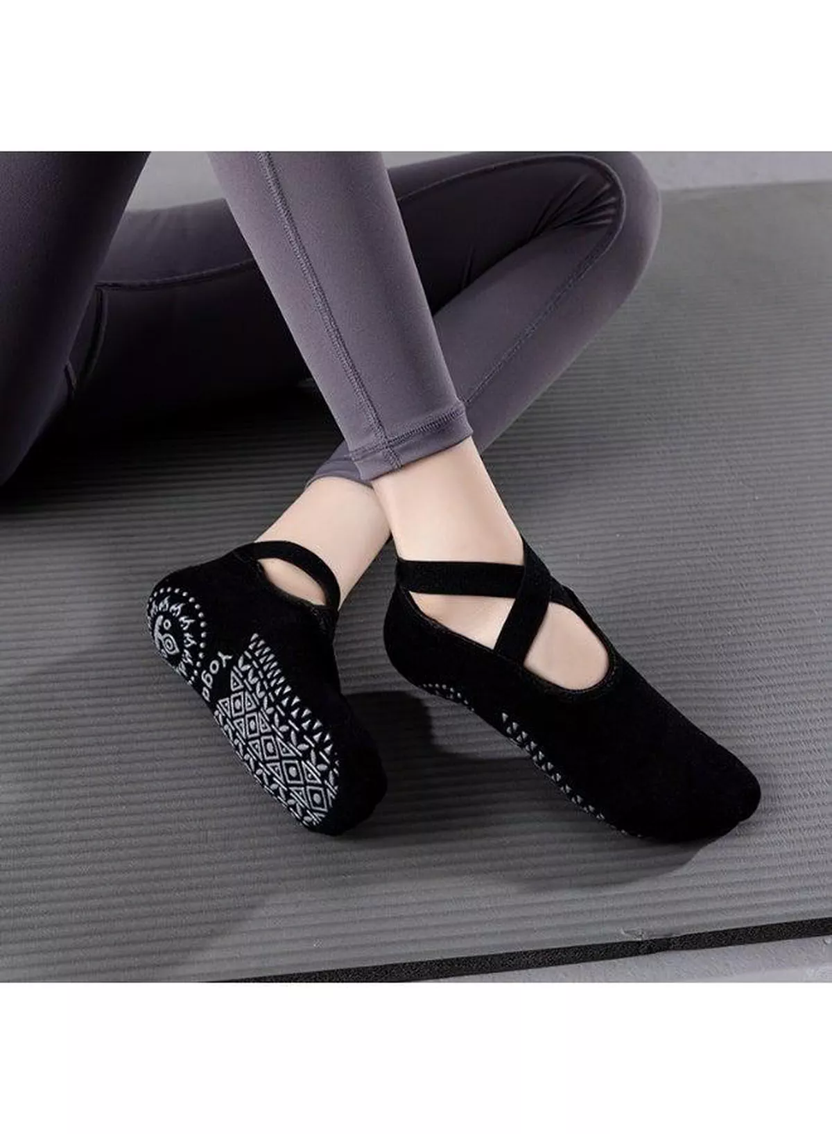 Women’s Non-Slip Pilates Socks with Cross Strap Design, Grip Bottom Yoga Socks, Breathable Cotton Ballet Socks, Low-Cut Ankle Socks for Yoga, Pilates, Barre, Dance, Gym, Fitness and Home Workouts-7-7