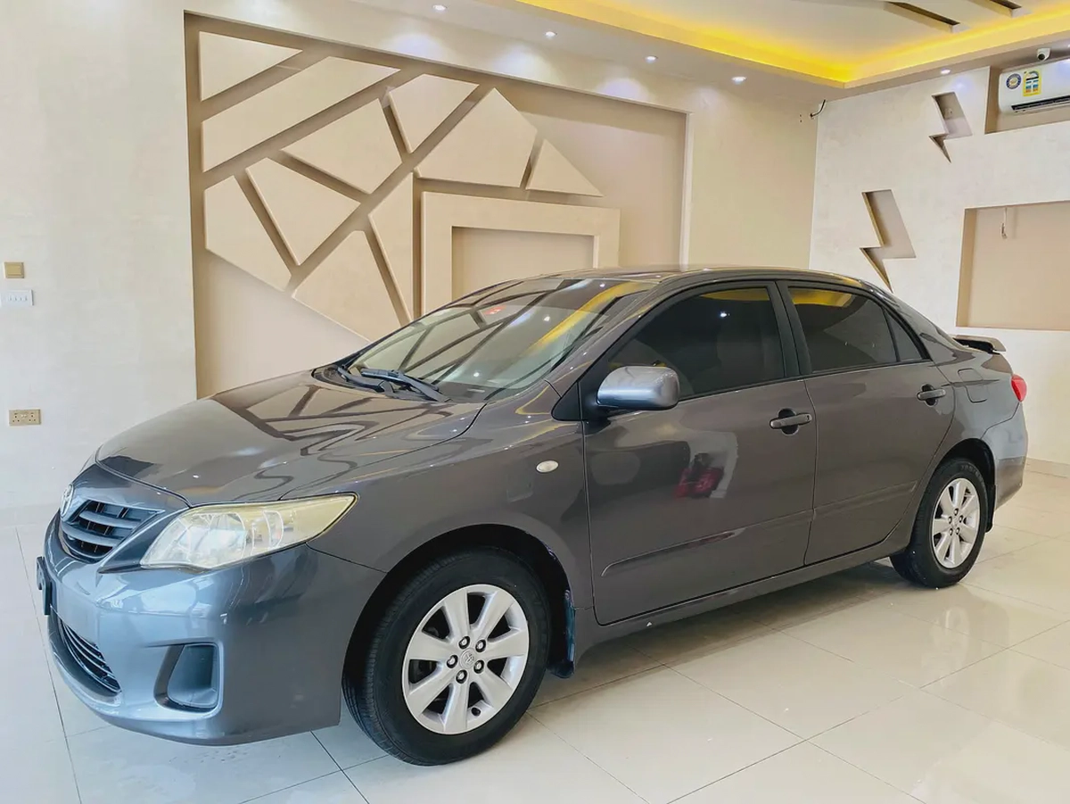 Toyota Corolla 2011 Limited Edition GCC Specs - Excellent Condition-3-3