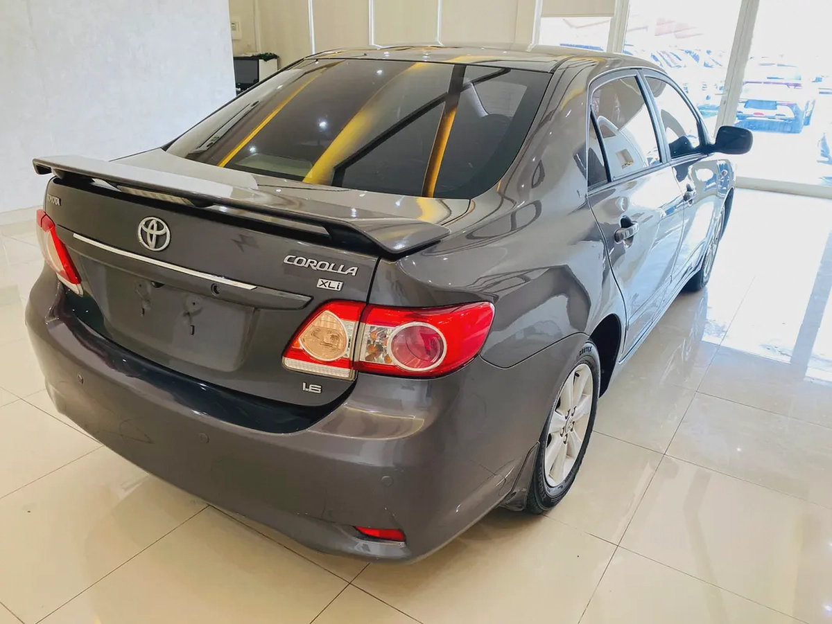 Toyota Corolla 2011 Limited Edition GCC Specs - Excellent Condition-6-6