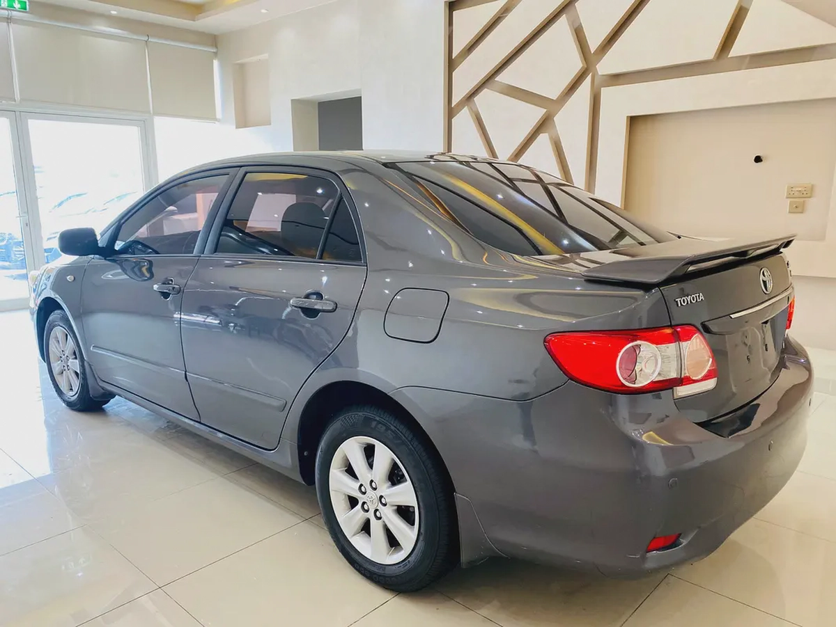 Toyota Corolla 2011 Limited Edition GCC Specs - Excellent Condition-8-8