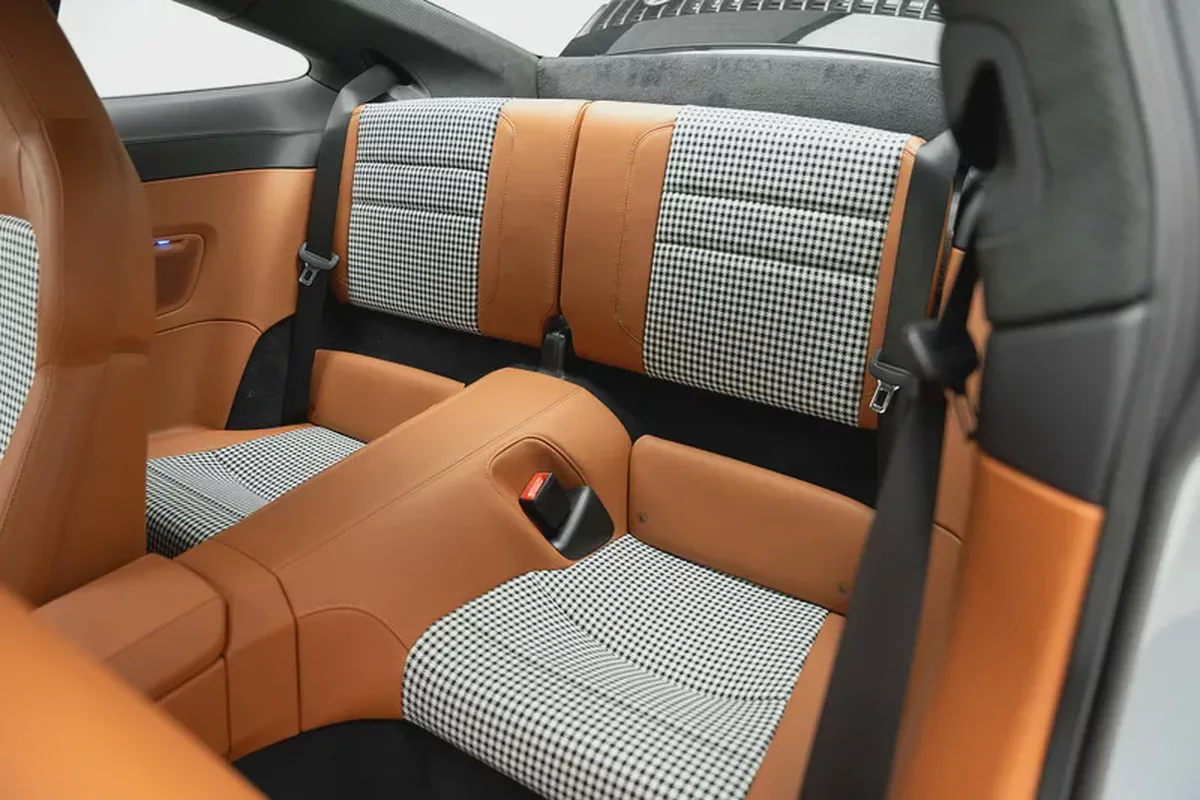 2023 PORSCHE 911 SPORT CLASSIC OF 1250.-12-12