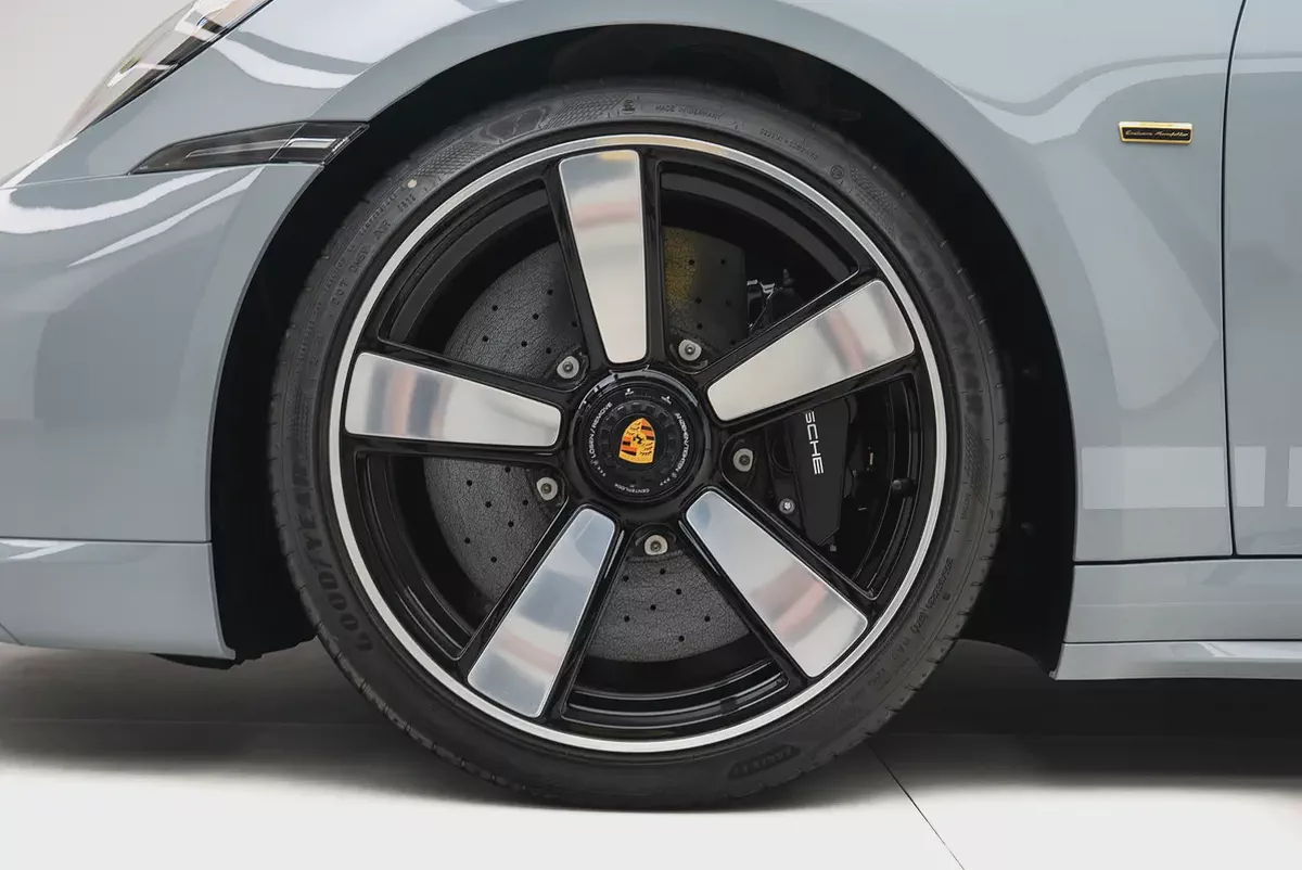 2023 PORSCHE 911 SPORT CLASSIC OF 1250.-5-5