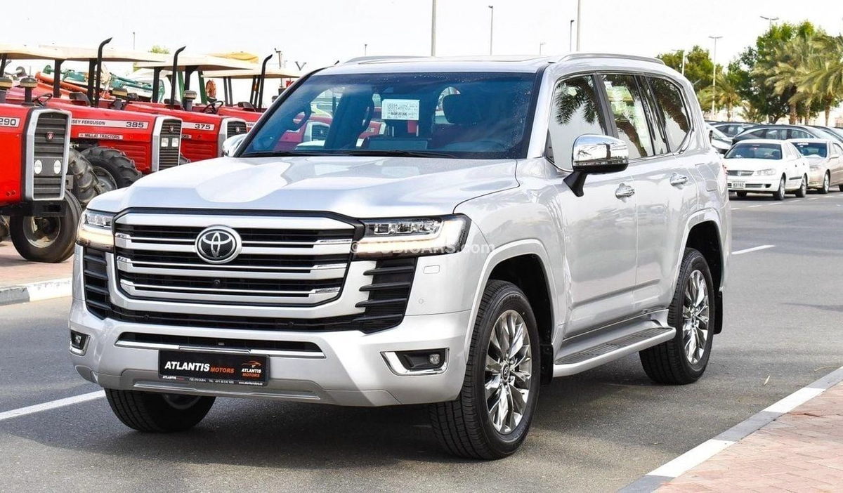 Toyota Land Cruiser VXR VX 3.5L TWIN TURBO FULL OPTION WITH RADAR AND MEMORY SEAT-1-0