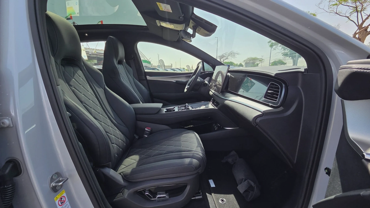 BYD SEALION 7 (Grey)-10-10
