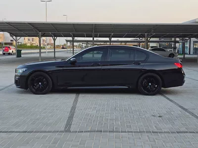 BMW 7-Series 740Li 2019 American Specs-2