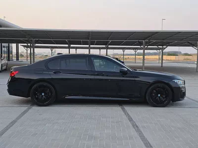 BMW 7-Series 740Li 2019 American Specs-4