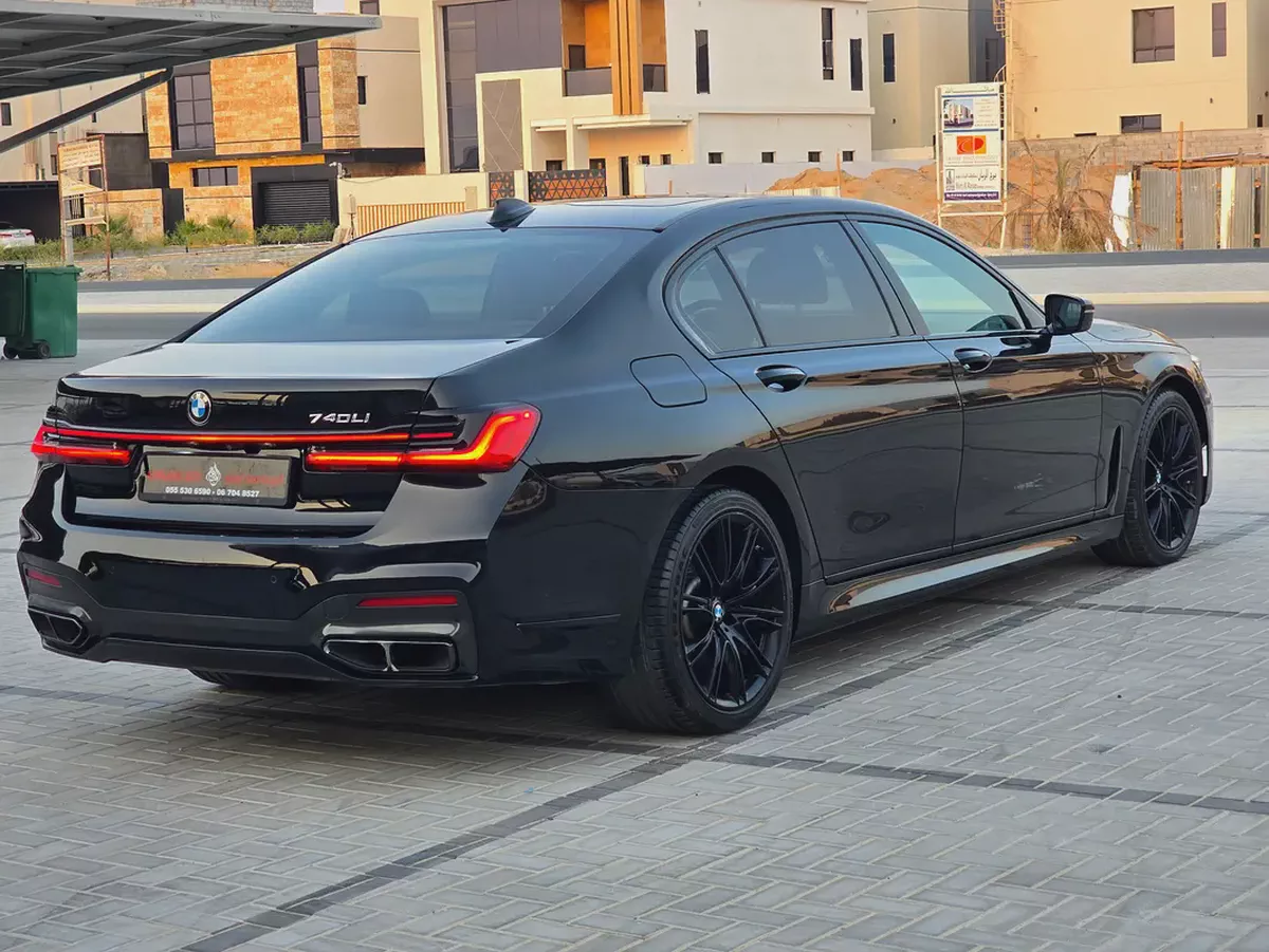 BMW 7-Series 740Li 2019 American Specs-3-3