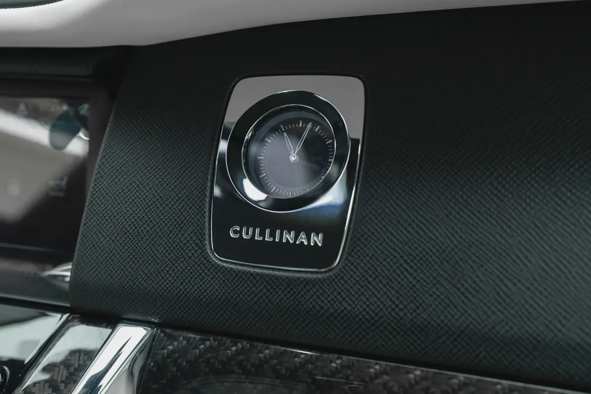 2021 ROLLS ROYCE CULLINAN WITH MANSORY KIT | 1 YEAR WARRANTY-11-11