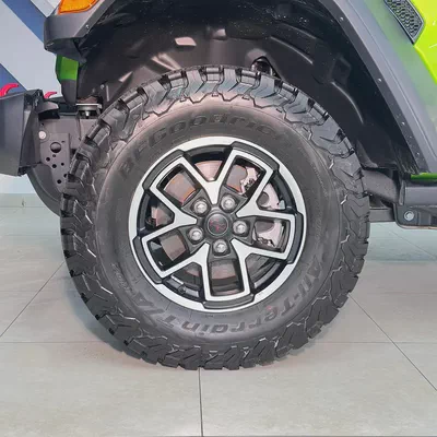 2025 Jeep Wrangler Rubicon V6-14