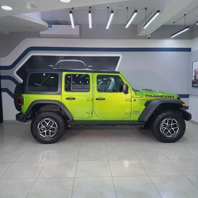 2025 Jeep Wrangler Rubicon V6-3