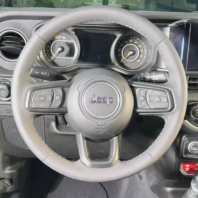 2025 Jeep Wrangler Rubicon V6-6