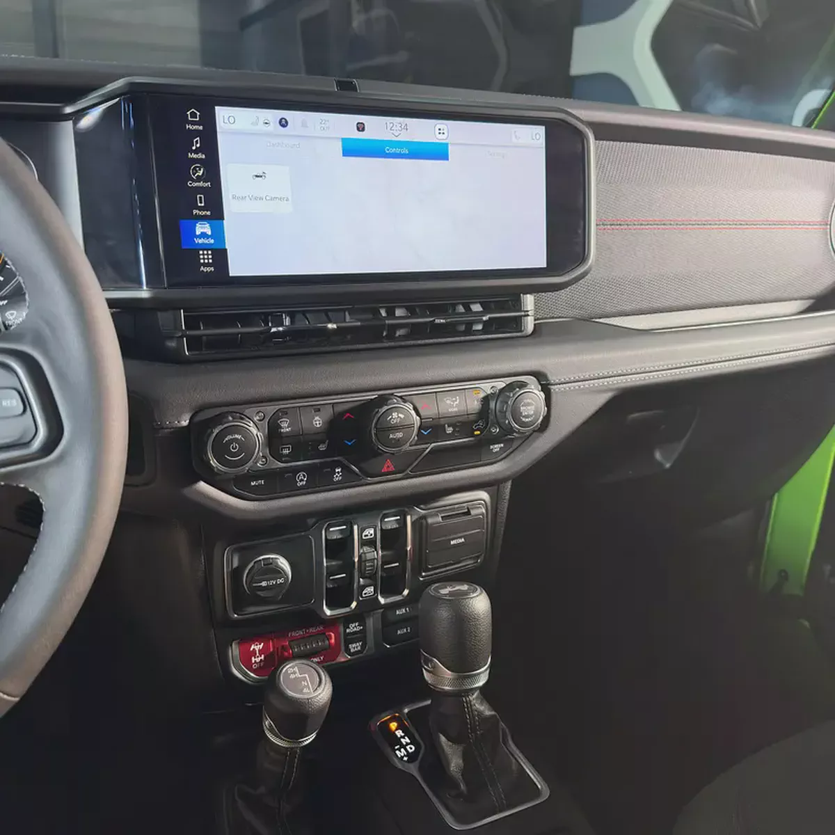 2025 Jeep Wrangler Rubicon V6-7-7