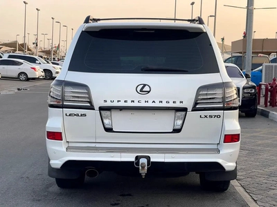 لكذس LX570 محول وكاله بلاك اديشنLexus LX 570 Sport 2014 - GCC Specs - Perfect Condition-14