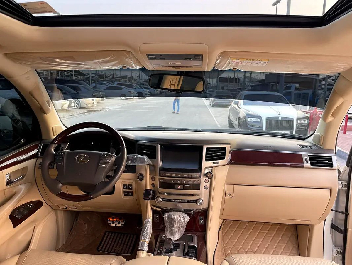 لكذس LX570 محول وكاله بلاك اديشنLexus LX 570 Sport 2014 - GCC Specs - Perfect Condition-16-16
