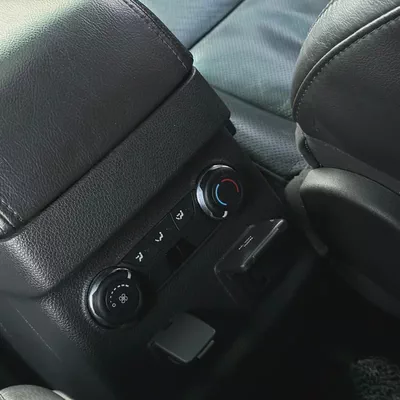 Ford Explorer 2013 No Accident  Full Option 7 Seats Korean Specs-16