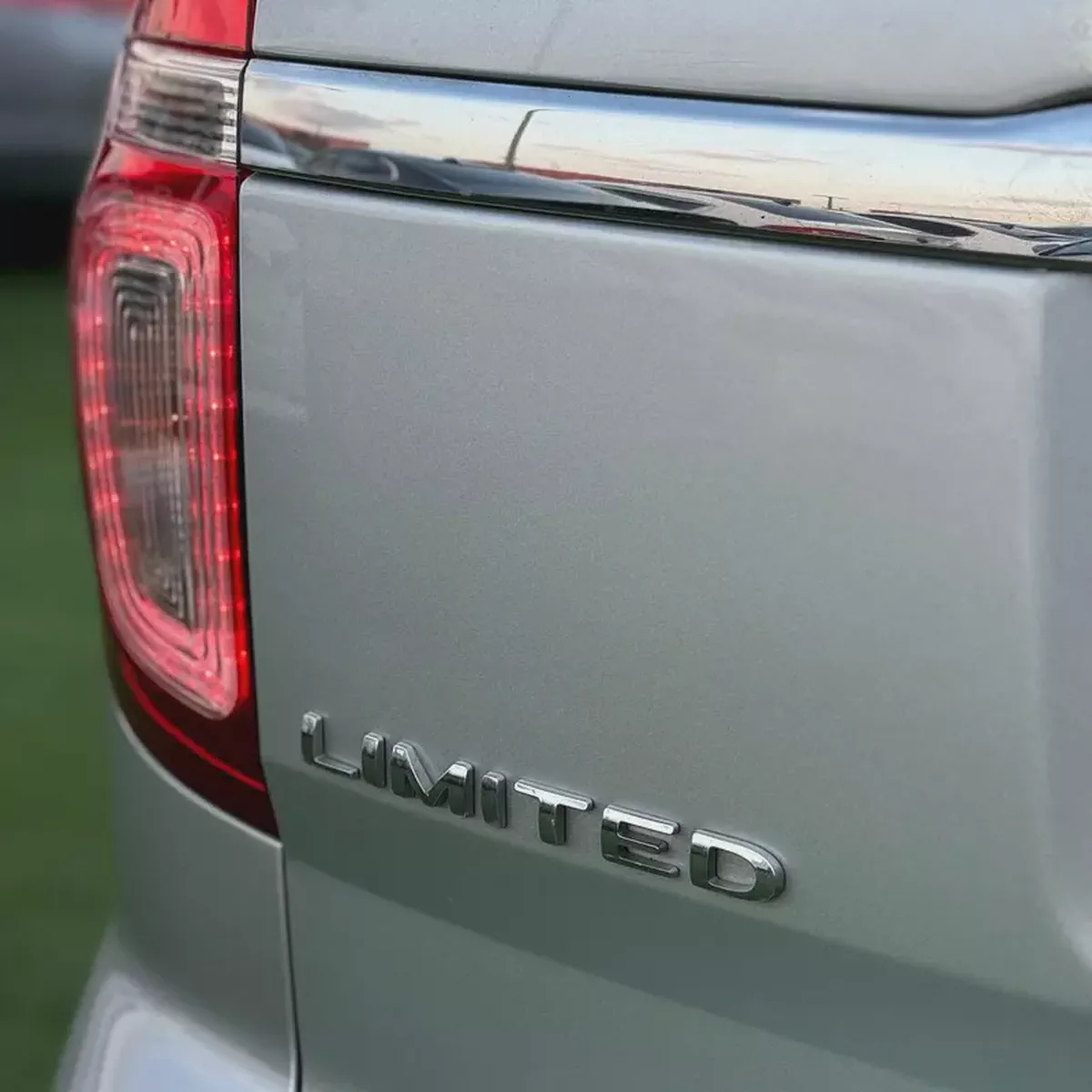 Ford Explorer 2013 No Accident  Full Option 7 Seats Korean Specs-5-5
