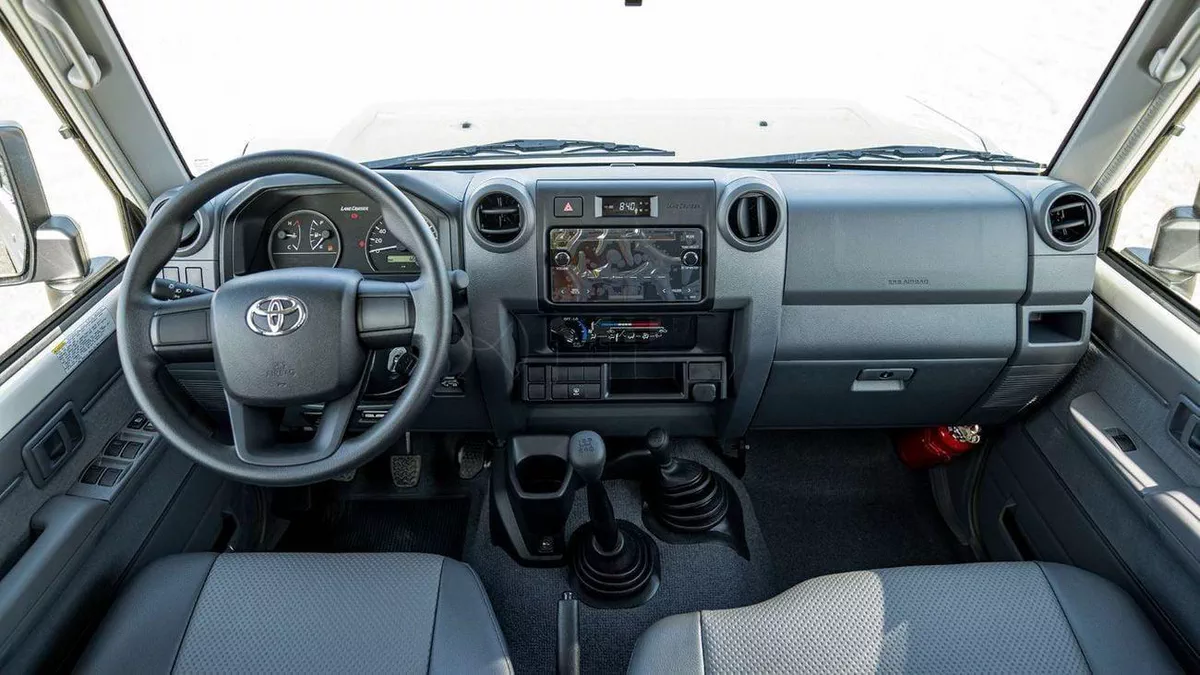 Toyota Land Cruiser 70 LC76 LX LX Toyota LC76 Hard Top 4.2L Diesel V6 5doors MY2025-12-0