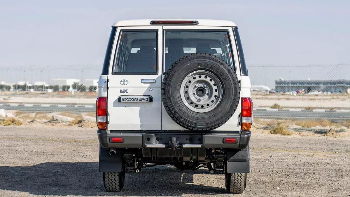 Toyota Land Cruiser 70 LC76 LX LX Toyota LC76 Hard Top 4.2L Diesel V6 5doors MY2025-6-0