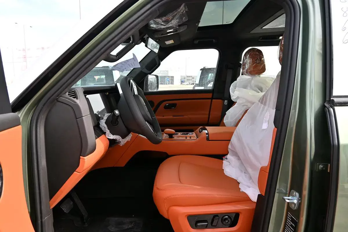 ROX Adamas 7St 1.5L Hybrid 4WD - 2026 - ضمان الوكيل-10-10