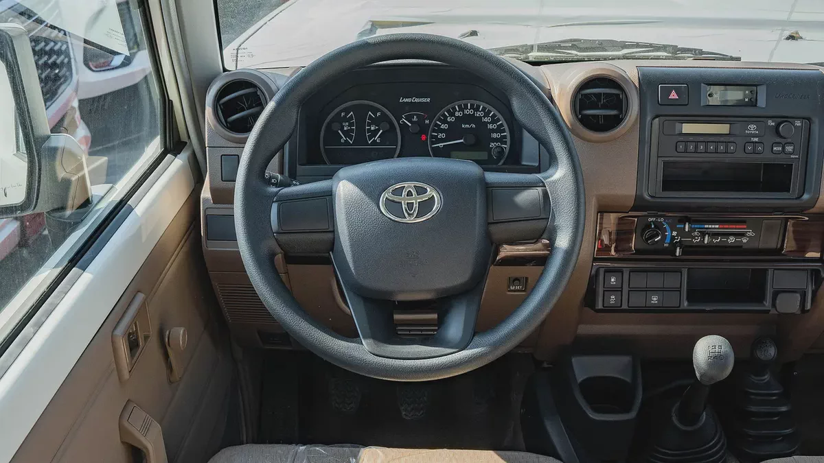 2026 Toyota Land Cruiser LC78 4.0L MT Petrol-11-11