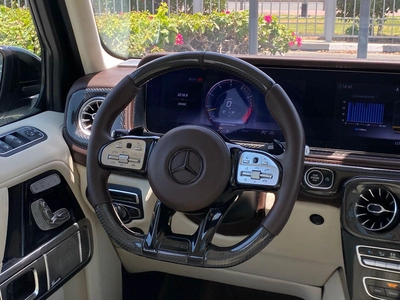 2022 - Mercedes-Benz G550-12