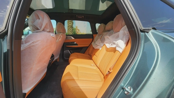 XPENG G9 (Green)