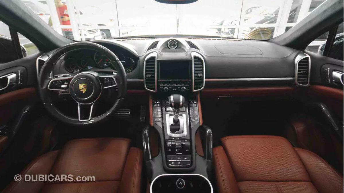 2015 Porsche Cayenne TURBO-1-1