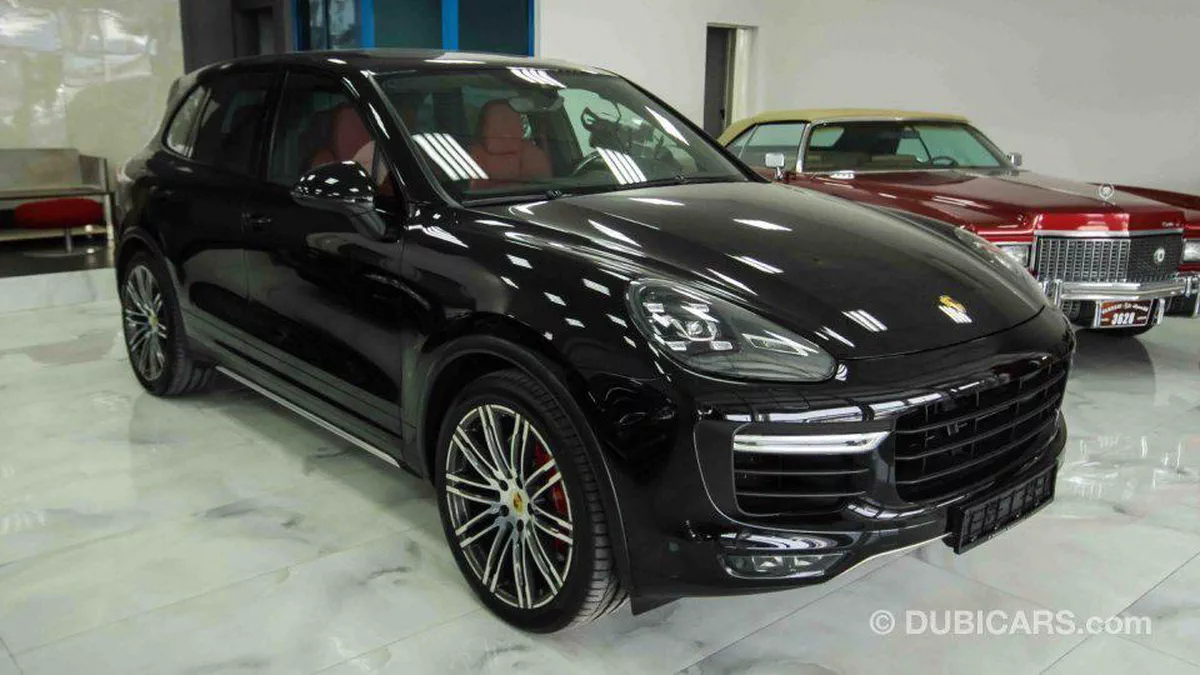 2015 Porsche Cayenne TURBO