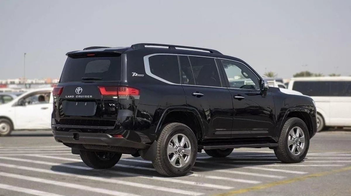 Toyota Land Cruiser VX LAND CRUISER VX 3.5L-4-0