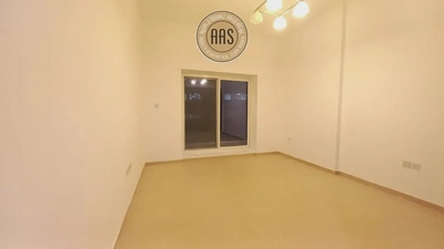 In prime location huge 1bhk with all facilities-6