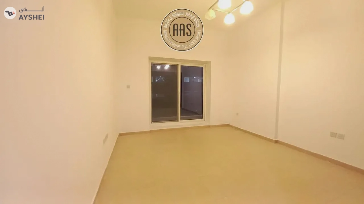 In prime location huge 1bhk with all facilities-6-6