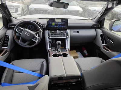 Toyota Land Cruiser LC300 GXR Blue 4.0 2026 – Full Option-3
