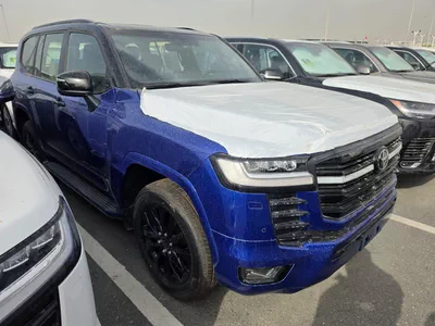 Toyota Land Cruiser LC300 GXR Blue 4.0 2026 – Full Option-13