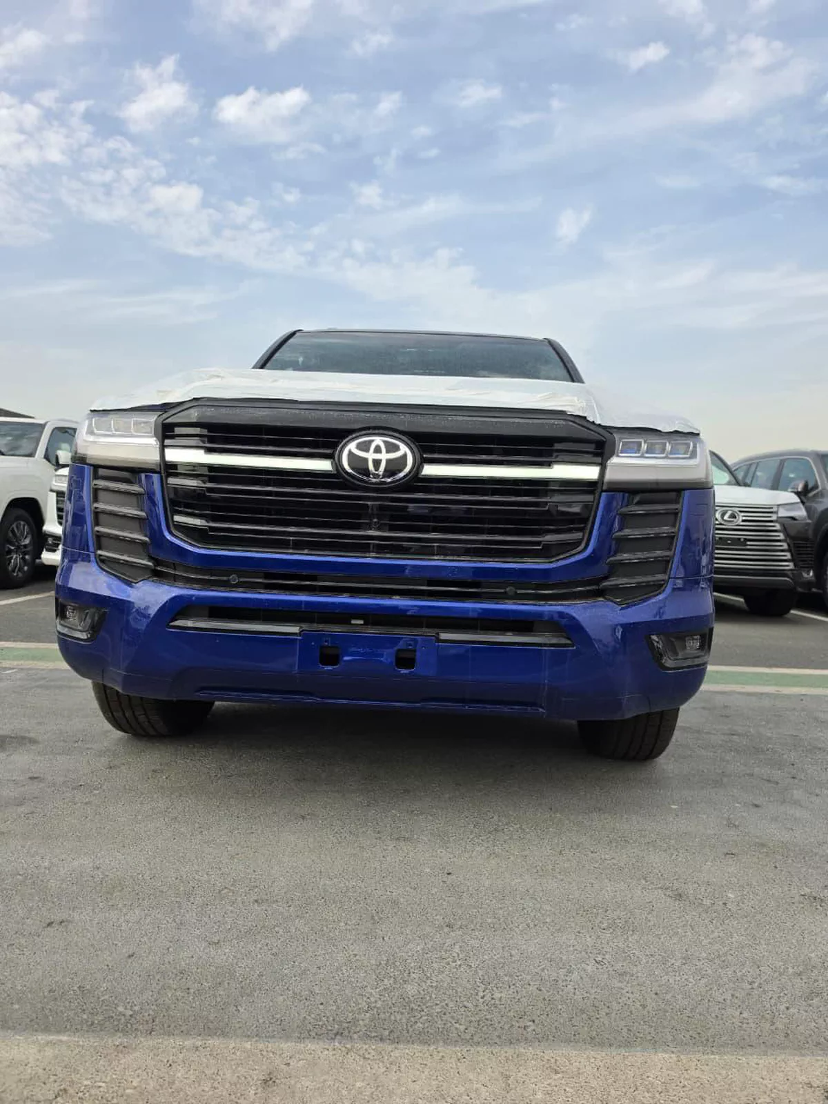 Toyota Land Cruiser LC300 GXR Blue 4.0 2026 – Full Option-12-12