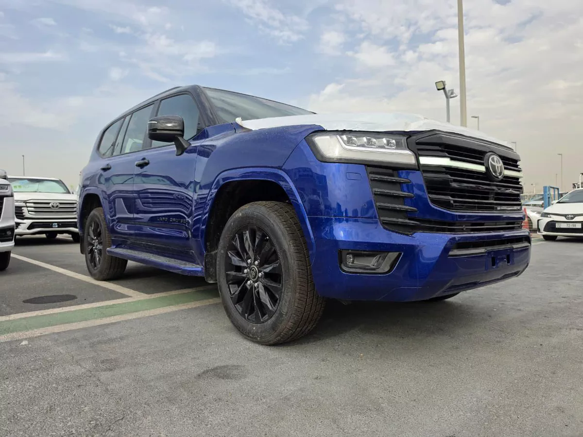 Toyota Land Cruiser LC300 GXR Blue 4.0 2026 – Full Option-6-6