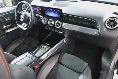 Mercedes-Benz GLB-Class 2025 GLB 200 GCC Specs-14