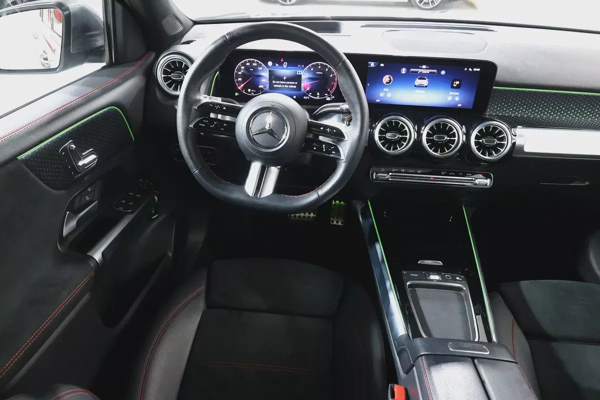 Mercedes-Benz GLB-Class 2025 GLB 200 GCC Specs-13-13