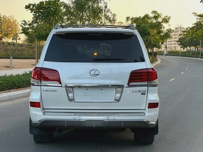 Lexus LX 570 Sport 2011 - GCC Specs - Excellent Condition-4