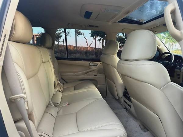 Lexus LX 570 Sport 2011 - GCC Specs - Excellent Condition