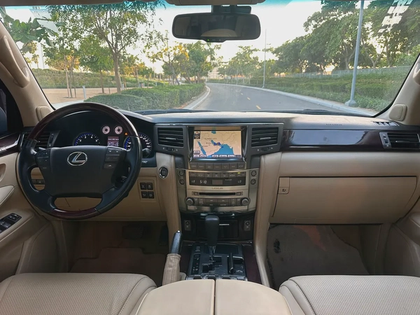 Lexus LX 570 Sport 2011 - GCC Specs - Excellent Condition