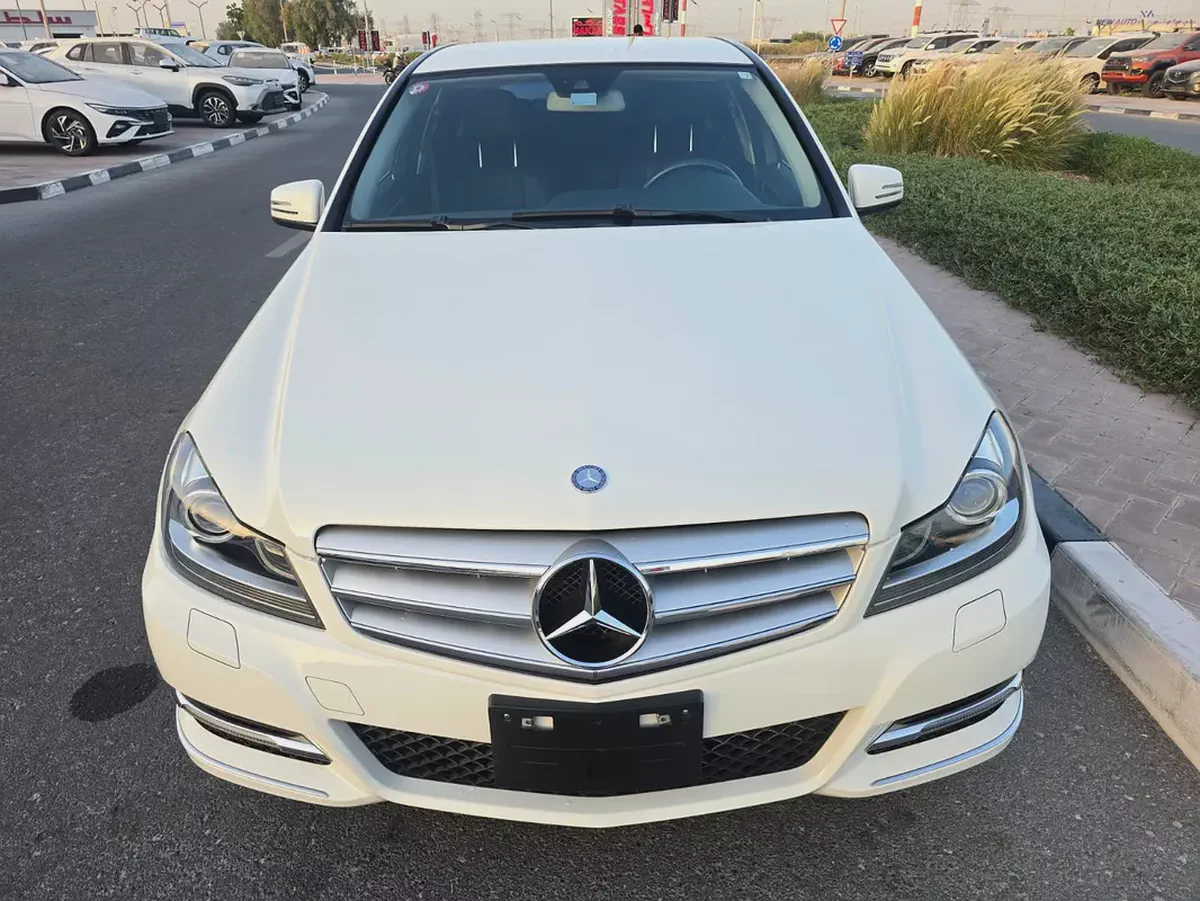 SUPER CLEAN C350 ONLY 39000 K.M FRESH JAPAN IMPORTED-1-1