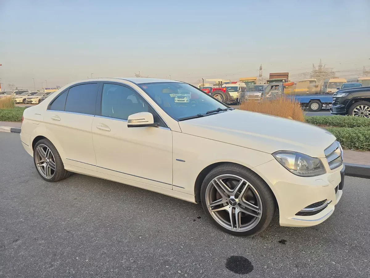 SUPER CLEAN C350 ONLY 39000 K.M FRESH JAPAN IMPORTED-2-2
