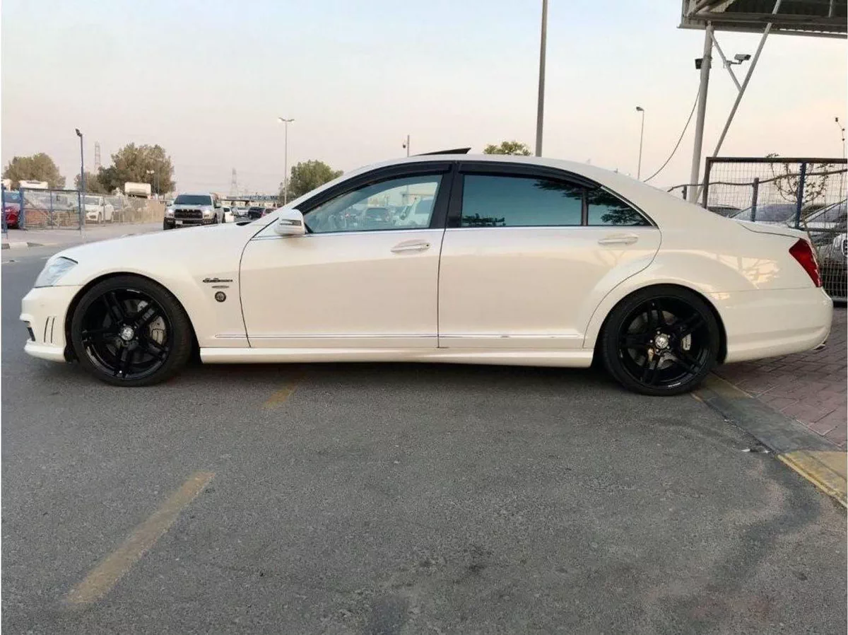 Mercedes Benz S63 AMG STD-4-0