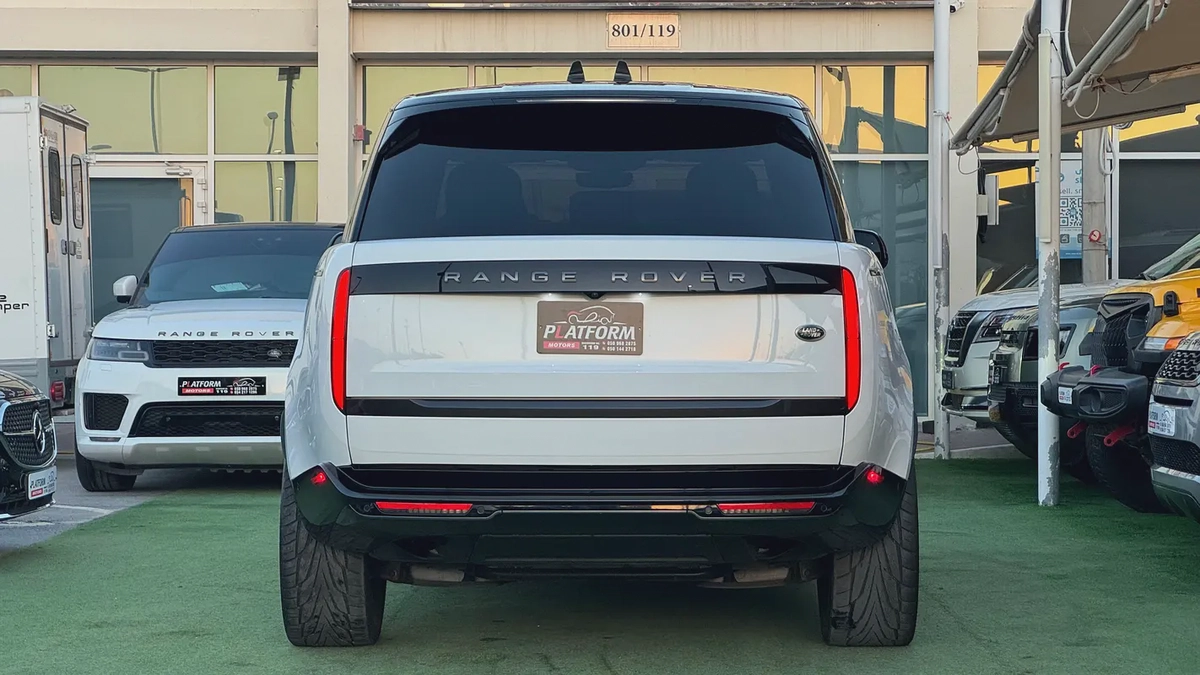 رنج روفر فوج موديل ٢٠٢٣ وارد امريكا كلين تايتل صبغ وكالة Range  Rover P400 SE 2023 | American Spec-5-5