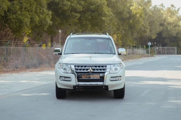 AED 978/month | 2022 Mitsubishi Pajero GLS | GCC Specs | REF#M08481