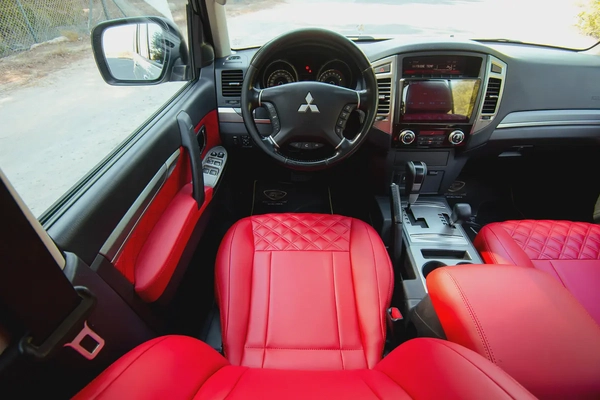 AED 978/month | 2022 Mitsubishi Pajero GLS | GCC Specs | REF#M08481