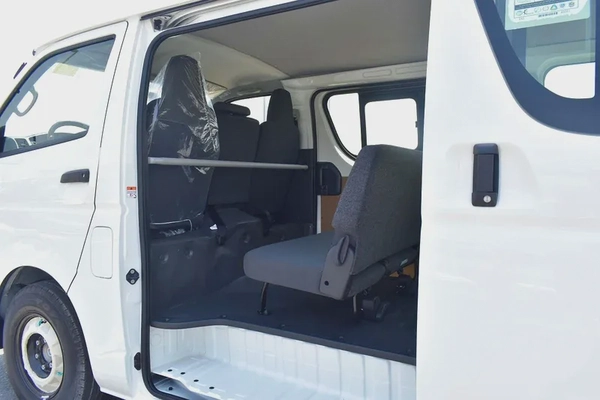 Toyota Hiace Standard