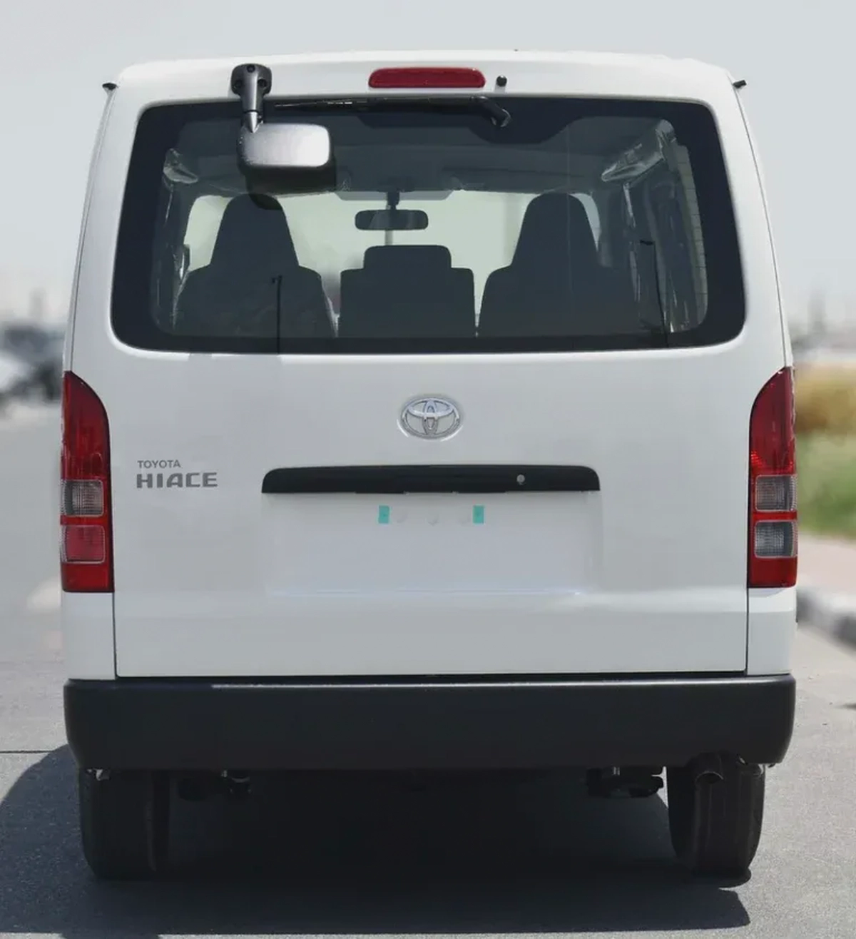 Toyota Hiace Standard-1-1